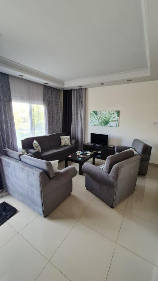 Oytam Apt Nicosia Exterior foto