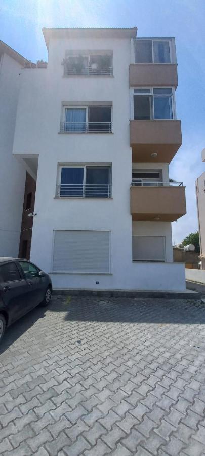 Oytam Apt Nicosia Exterior foto